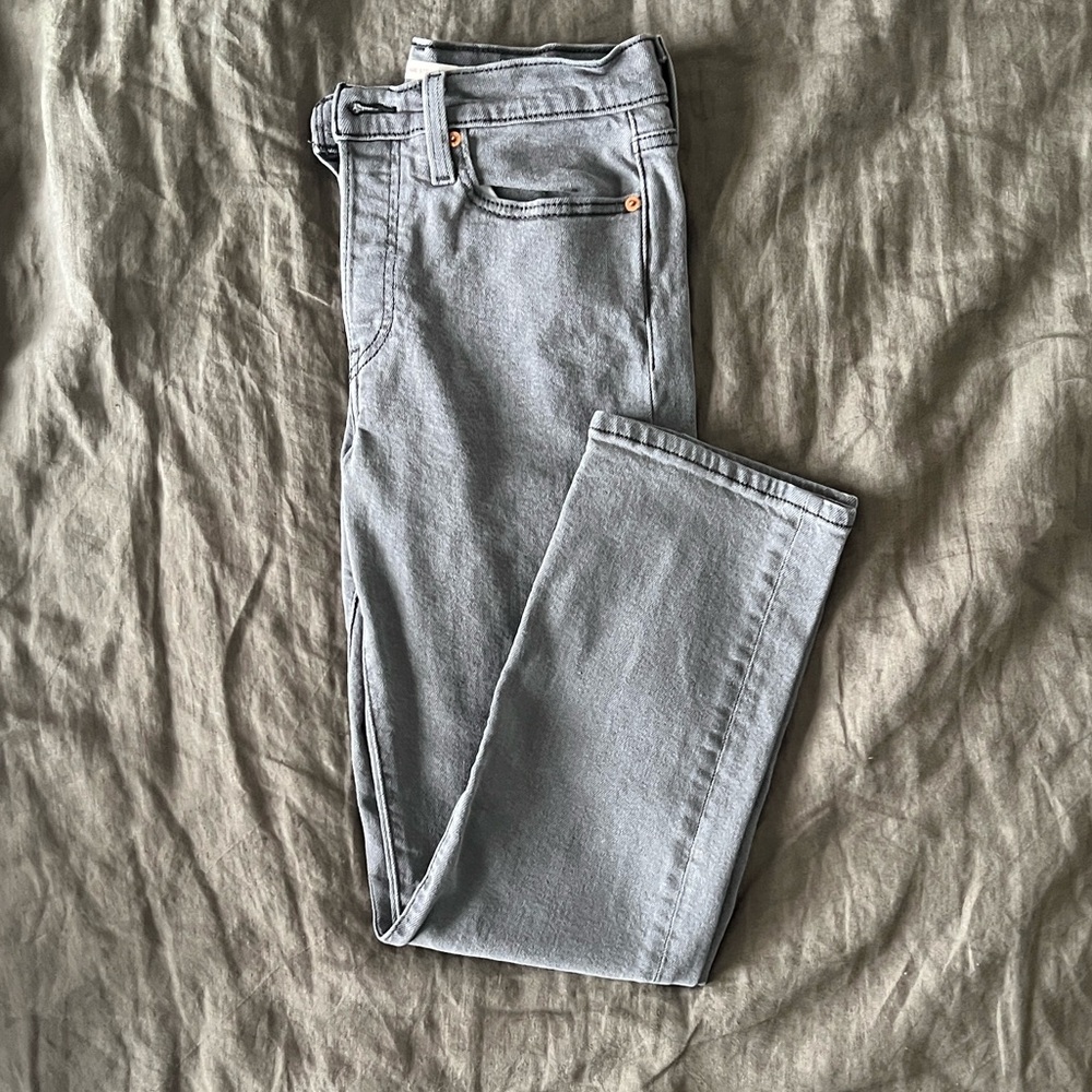 Levi’s Wedgie Straight Denim